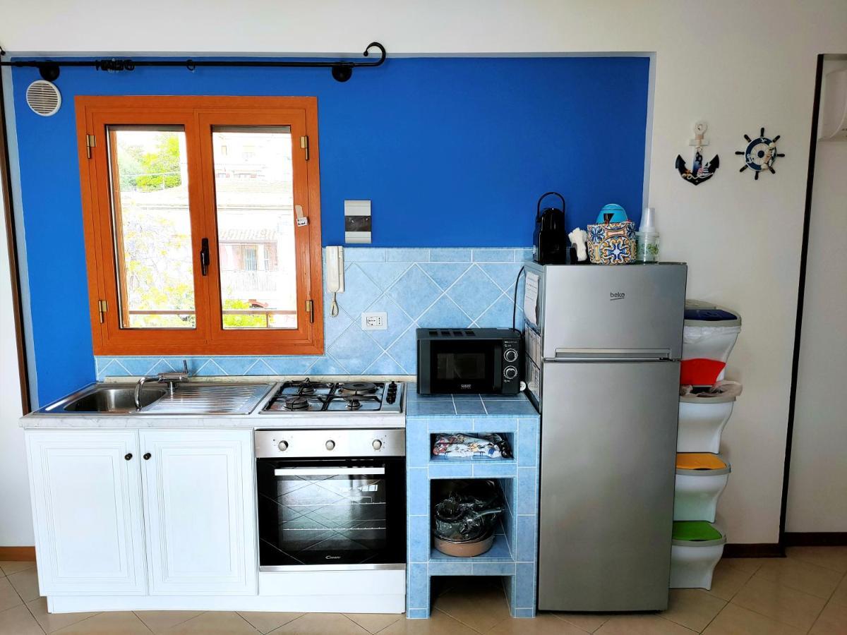 Ferienwohnung Taormina By The Sea Mazzeo Exterior foto