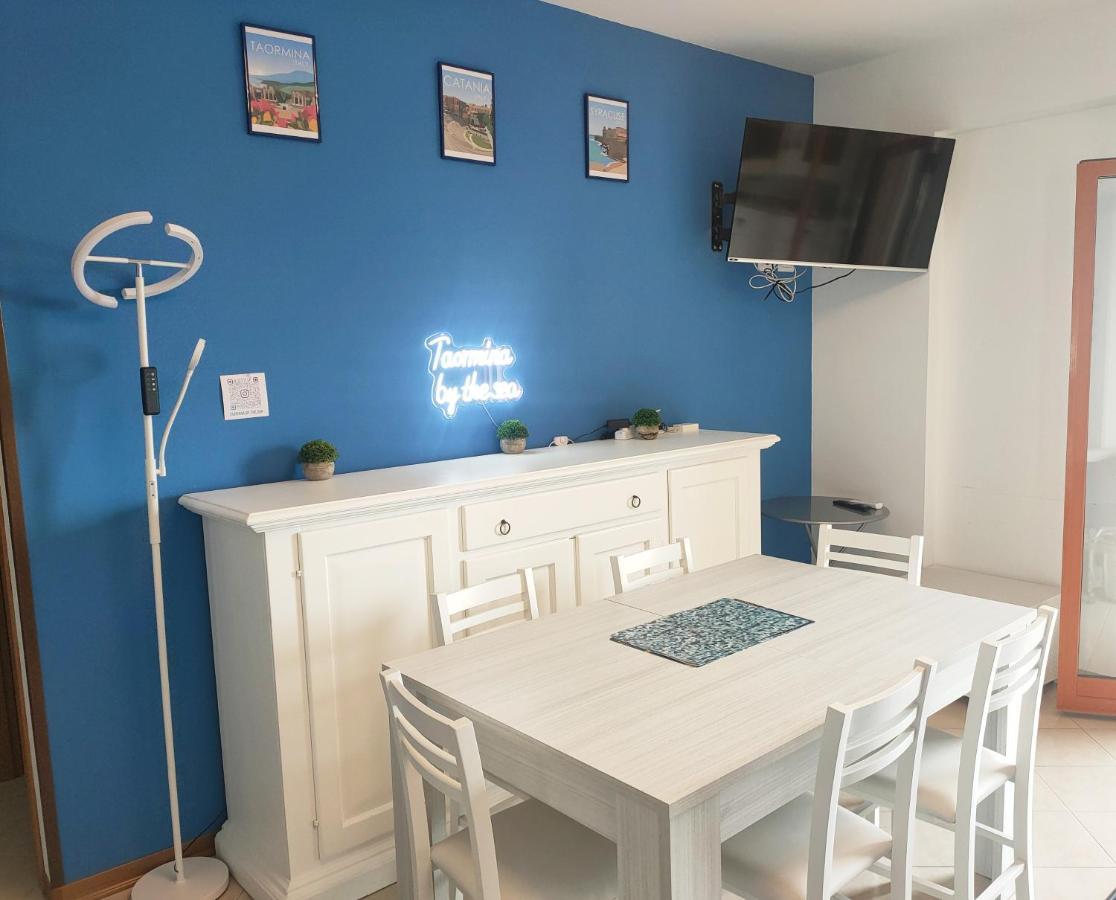 Ferienwohnung Taormina By The Sea Mazzeo Exterior foto