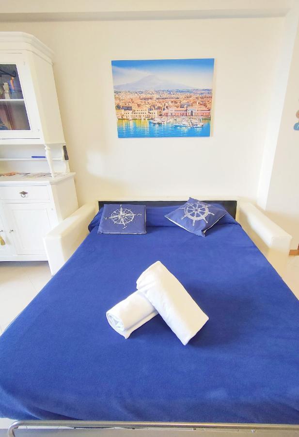 Ferienwohnung Taormina By The Sea Mazzeo Exterior foto