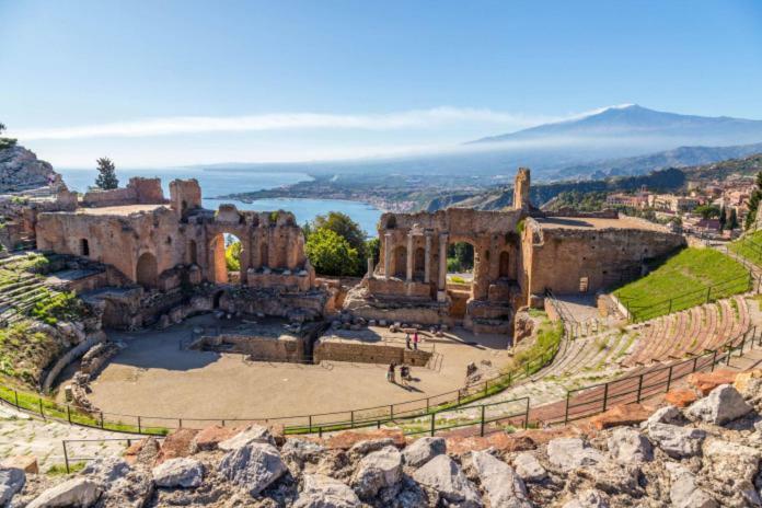 Ferienwohnung Taormina By The Sea Mazzeo Exterior foto