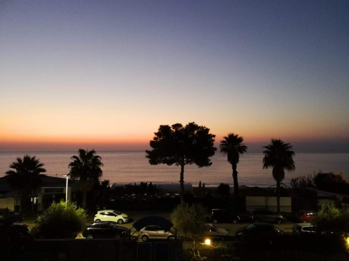Ferienwohnung Taormina By The Sea Mazzeo Exterior foto